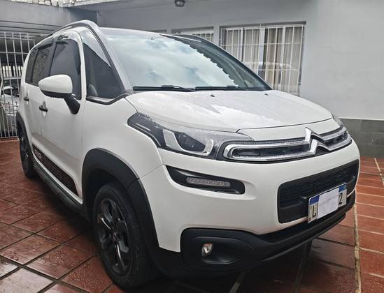 CITROËN AIRCROSS 1.6 VTI 120 FLEX LIVE MANUAL CITROËN AIRCROSS 1.6 VTI 120 FLEX LIVE MANUAL